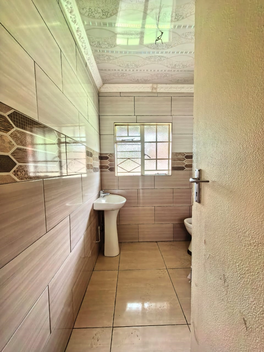 4 Bedroom Property for Sale in Vaalpark Free State
